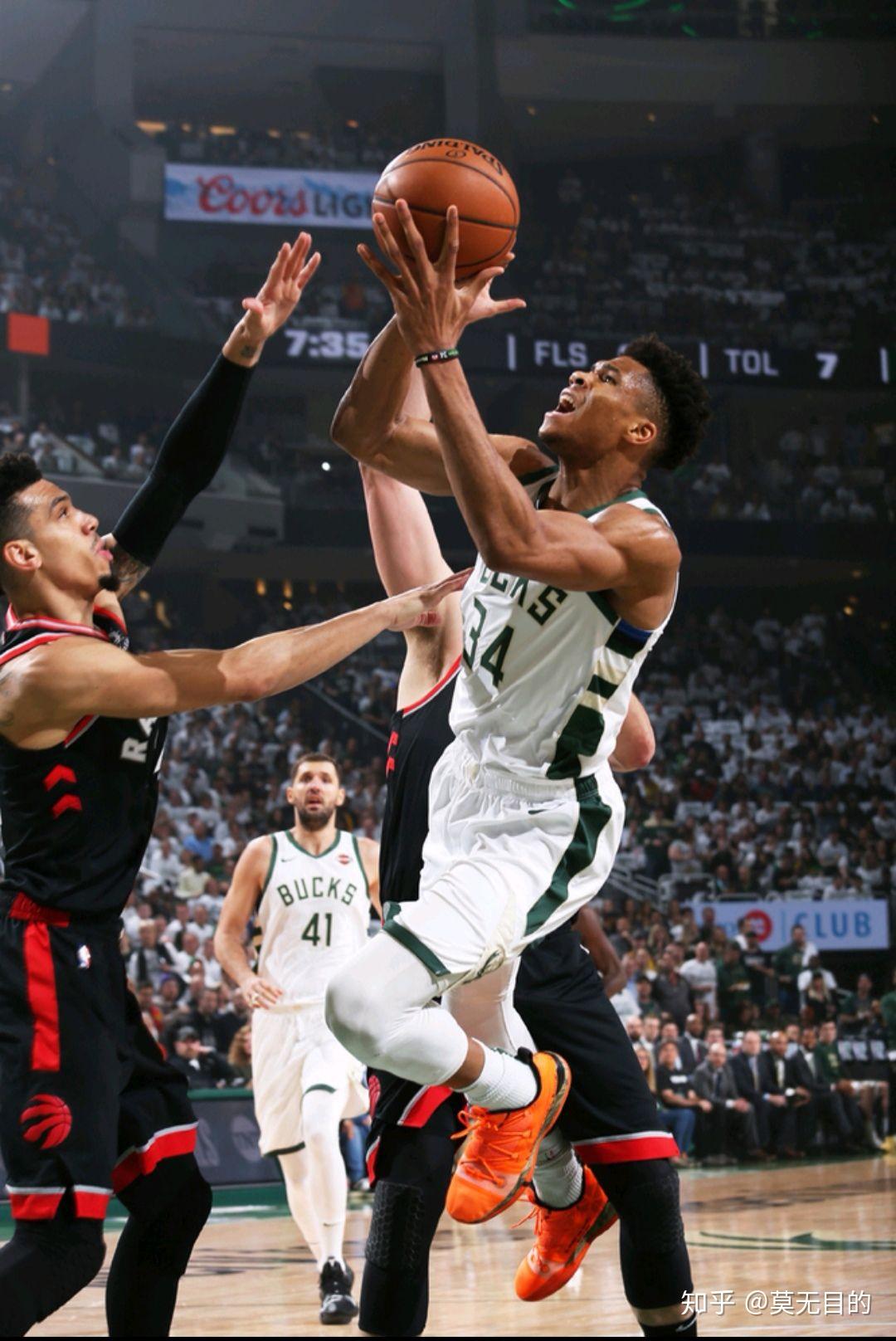 九游旧版Ning连续十五场比赛得分超过逆转，雄鹿挑战极限！(魔镜号兄妹挑战100万奖金)