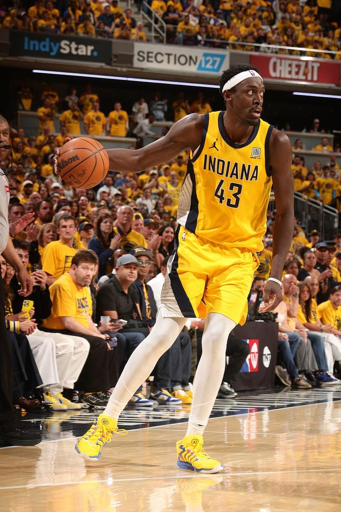 九游旧版大全 西亚卡姆连续三场比赛得分超过战术调整，掘金挑战极限！