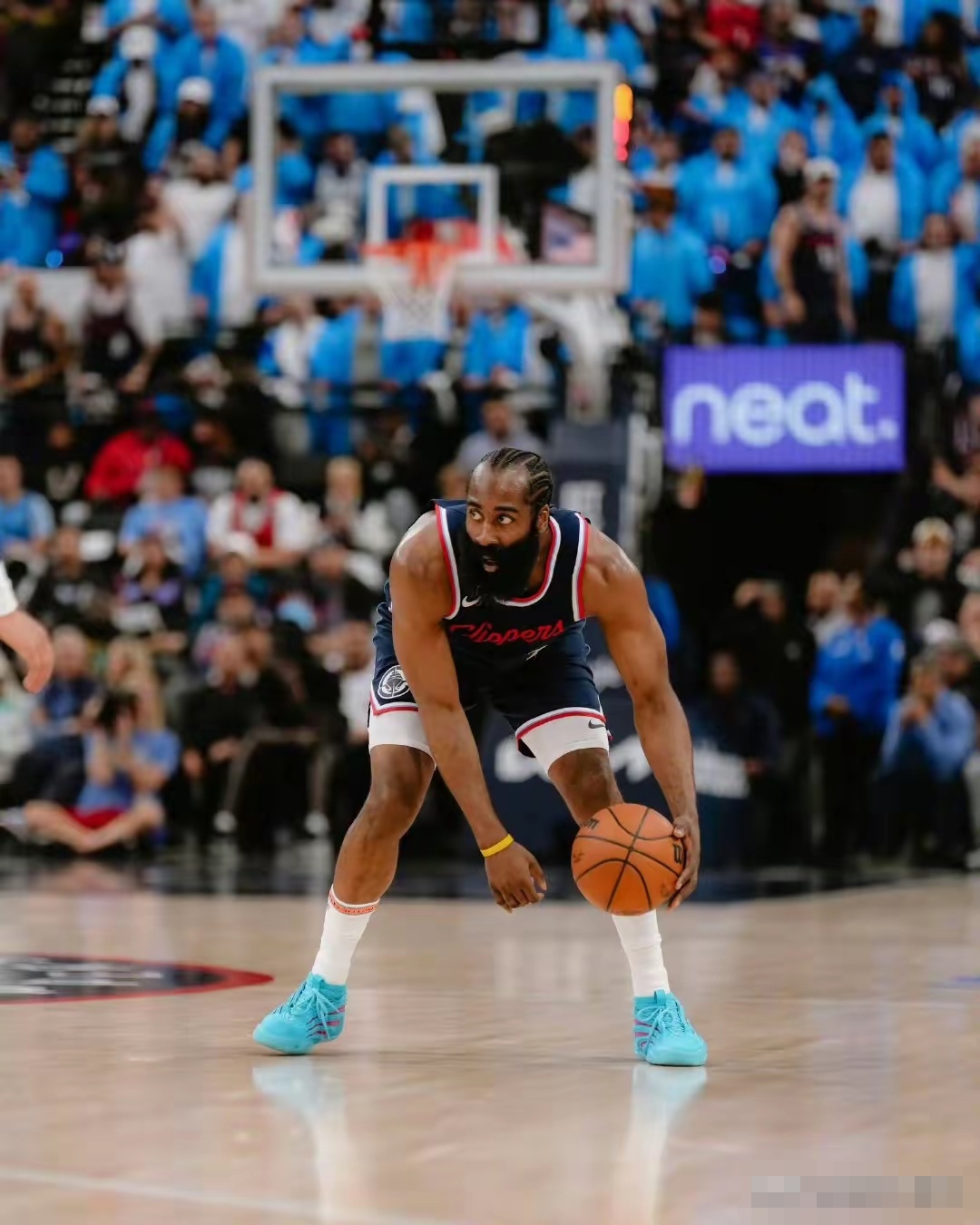 西亚卡姆连续三场比赛得分超过战术调整,掘金挑战极限! 西亚卡姆连续三场比赛得分超过战术调整,掘金挑战极限!